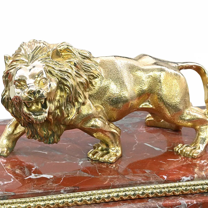 Часы интерьерные из яшмы "Лев"