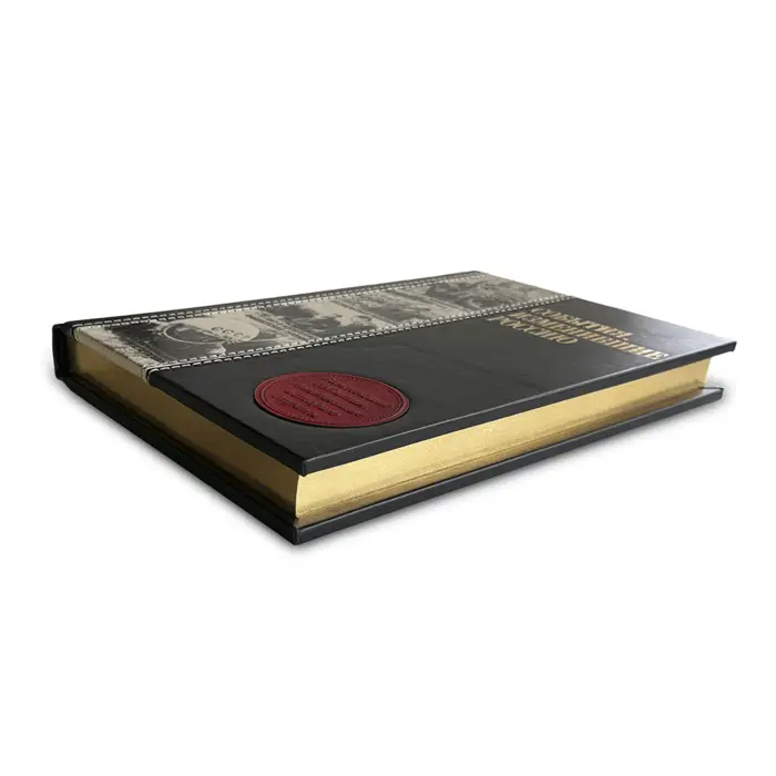 Книга в кожаном переплете "События, изменившие Россию"