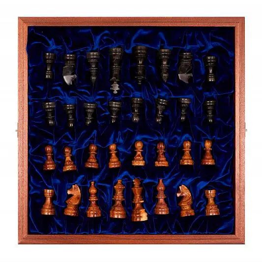 Шахматы из камня "Американские"