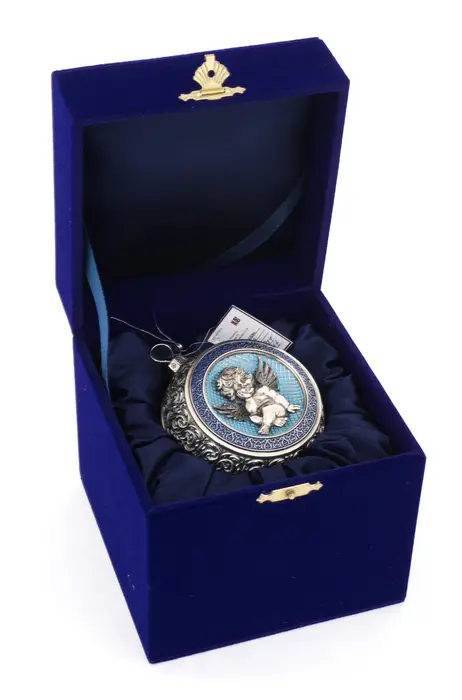 Серебряный елочный шар "Ангелок" с эмалью