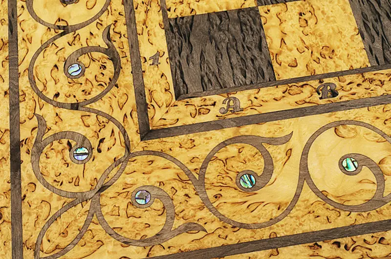 Шахматы из карельской березы 65х65