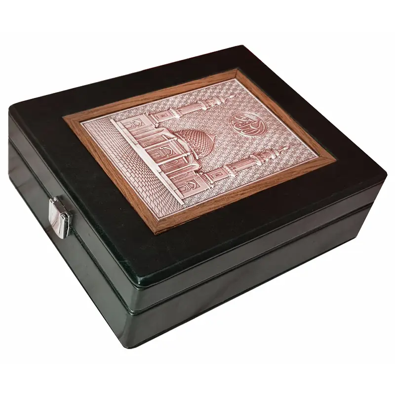 Коран подарочный в футляре на арабском языке