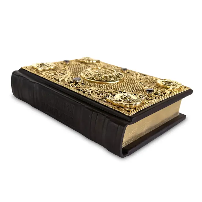 Православный молитвослов с филигранью ручной работы покрытой золотом