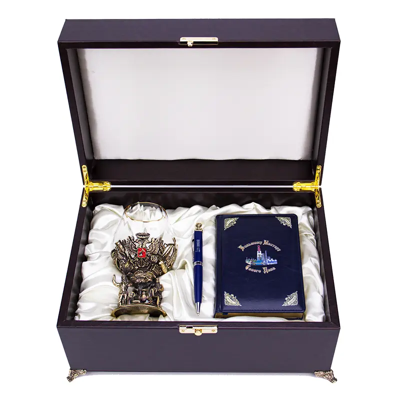 Набор газовику с бокалом для коньяка в футляре