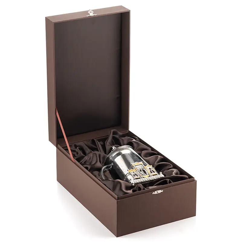 Чайник из серебра "Родные окна"