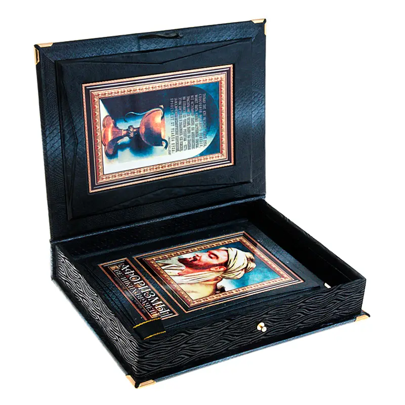 Книга в кожаном переплете " Афоризмы великих врачей" (в футляре)