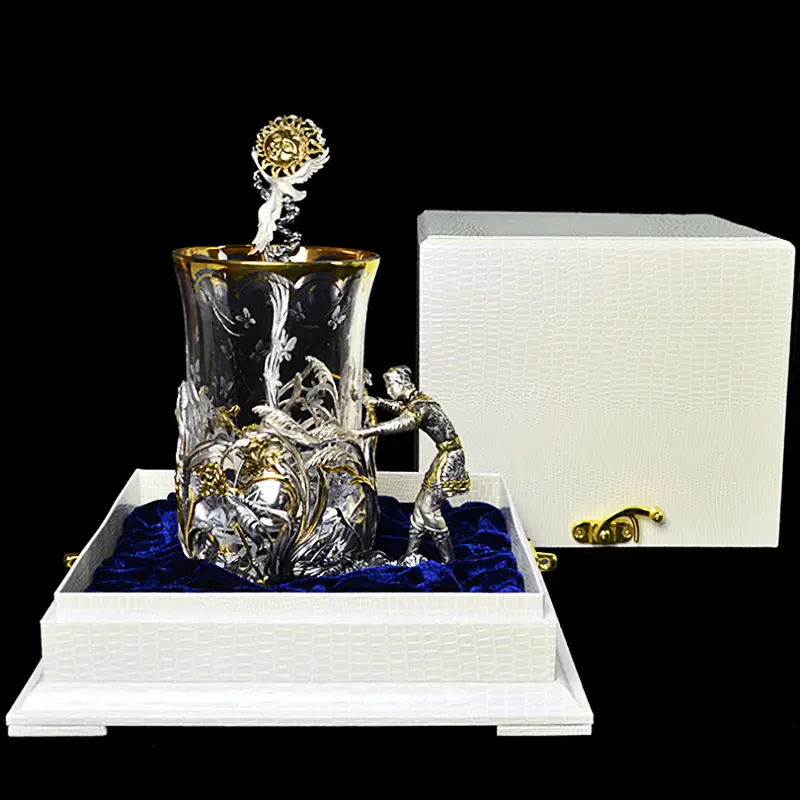 Коллекционный чайный набор из серебра на 2 персоны "Царевна лягушка"