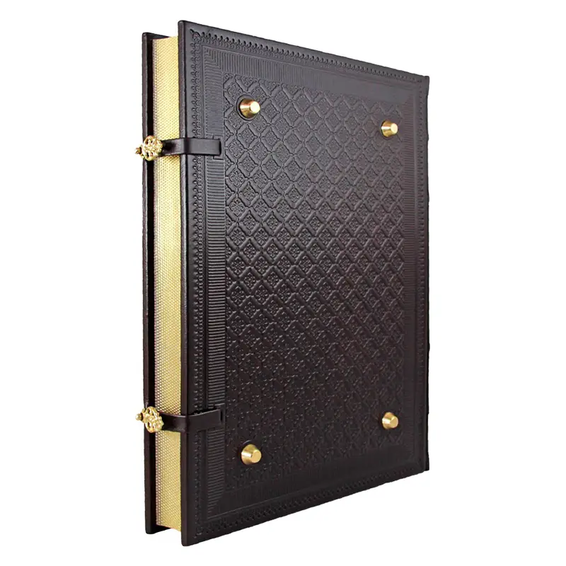 Подарочное издание в футляре "Апостолъ богослужебный"