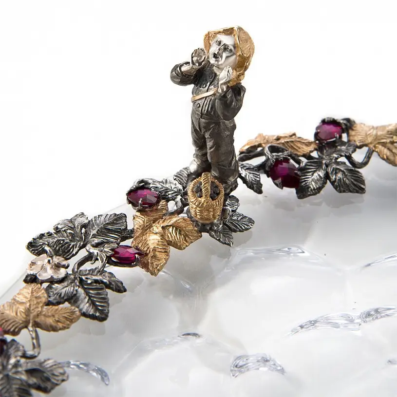 Тортница "Земляника"