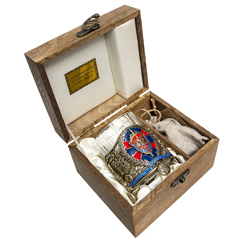 Бокал для виски "ФСБ" с камнями в деревянном футляре