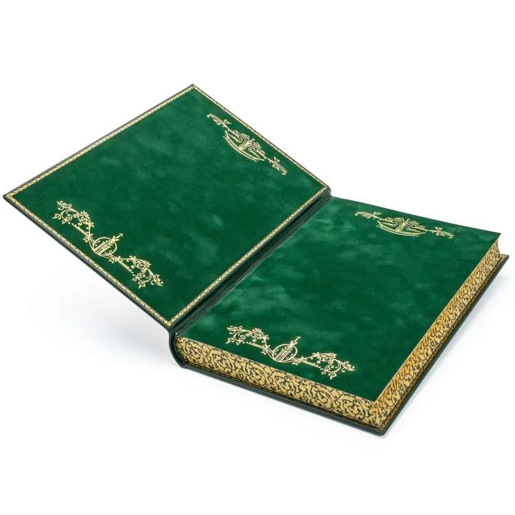 Подарочный набор книг в коже "Адаты кавказских горцев"