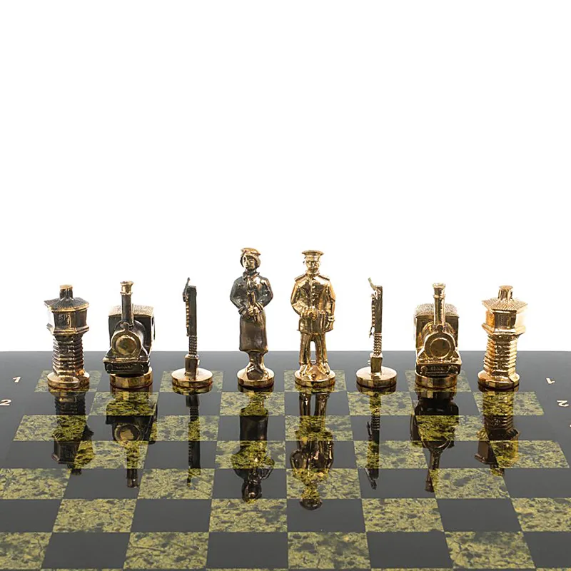 Шахматы из камня "Железнодорожники"