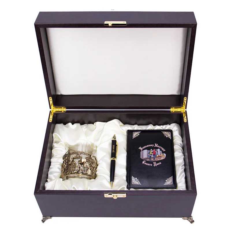 Набор с бокалом для виски "Строители"