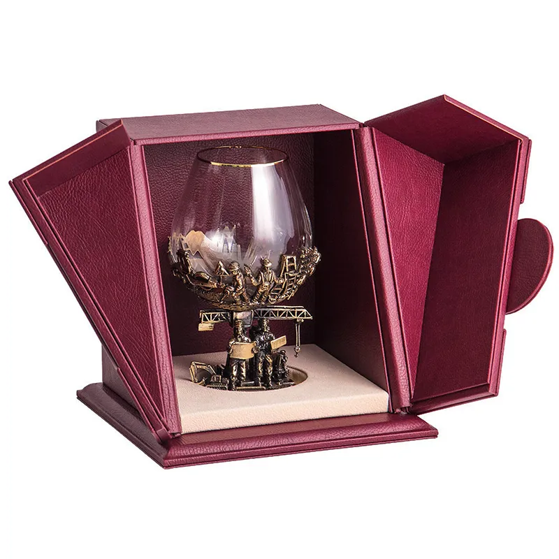 Бокал для коньяка "Строители" в подарочном футляре