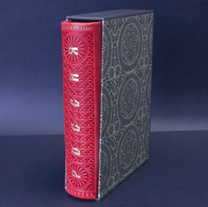 Книга в кожаном переплете "Россия" Джордж Добсон, Генри Гроув, Хью Стюарт