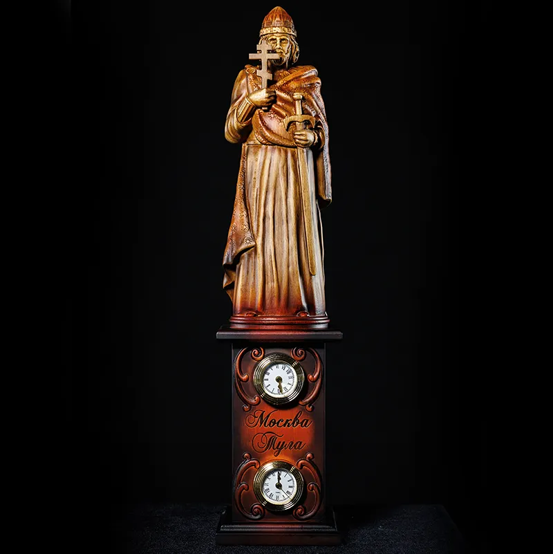 Часы настольные из дерева "Князь Владимир"