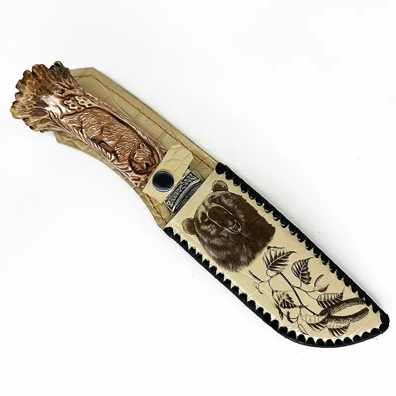 Нож из дамасской стали на подставке из кости "Медведь"