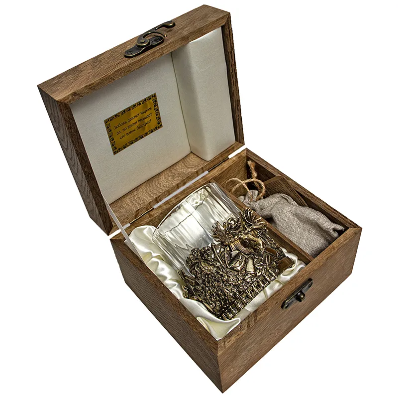 Бокал для виски "Охота" с камнями в деревянном футляре