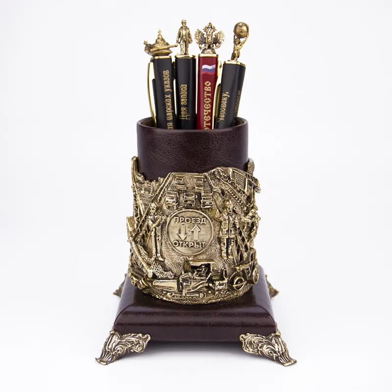 Подставка для письменных принадлежностей "Дорожники"