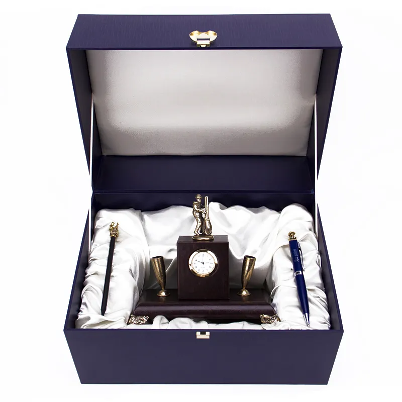 Письменный набор с часами "Нефтяники и Газовики" 