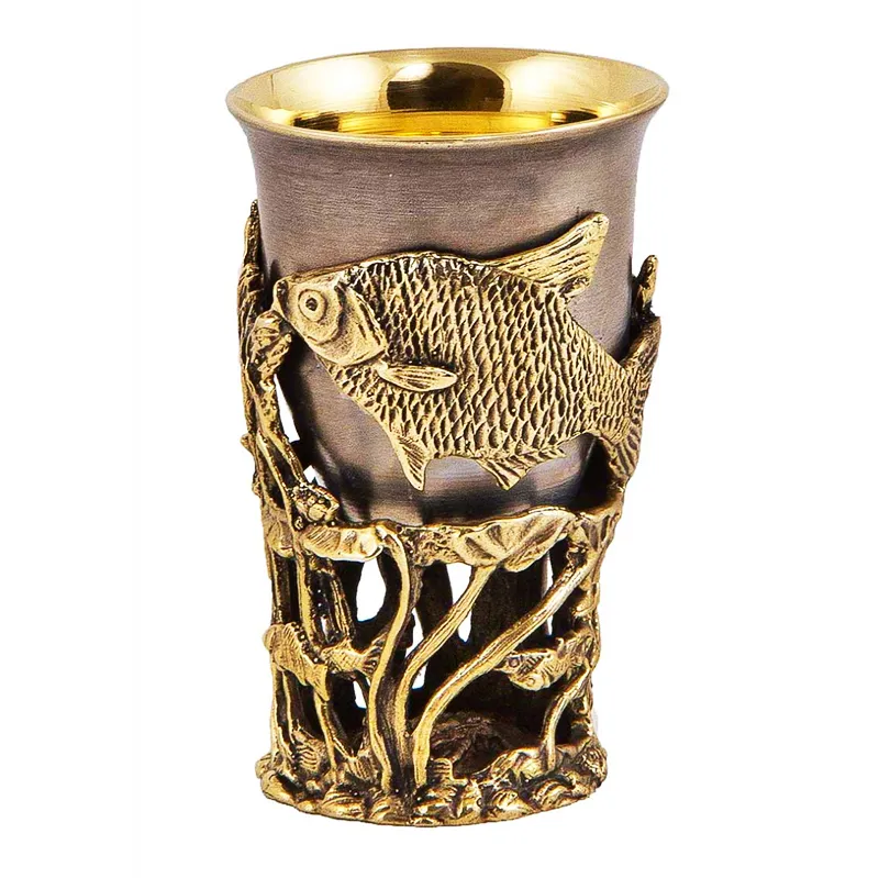 Подарочный набор книга в коже и 6 стопок "Рыбацкий" Л.П. Сабанеев