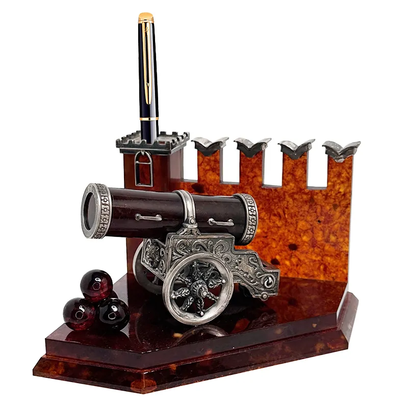 Настольный набор из янтаря "Пушка"