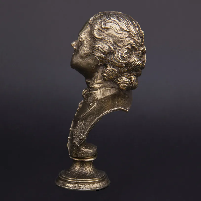 Бюст из бронзы "Петр Первый" 