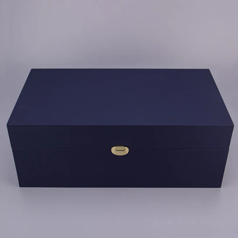 Подставка для ручек "Лев на щите" 