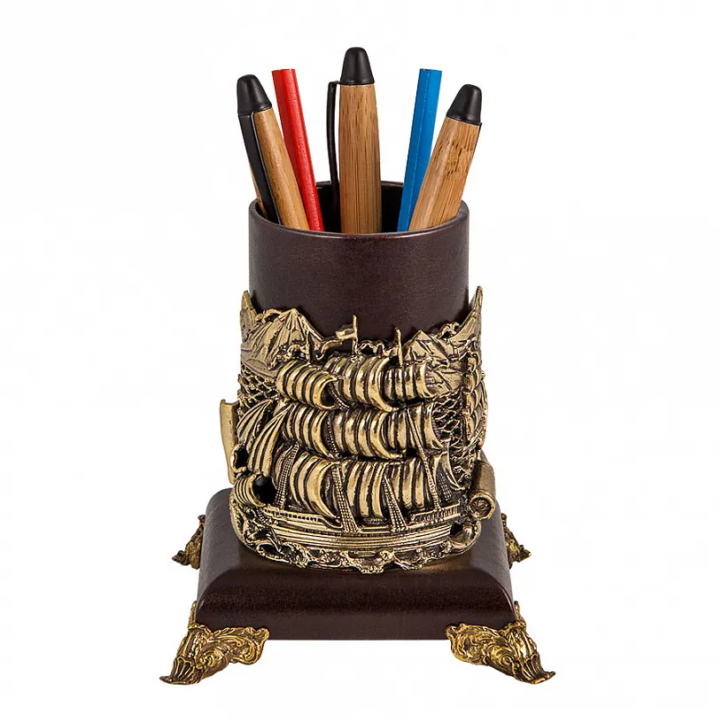 Подставка для письменных принадлежностей "Попутного ветра"