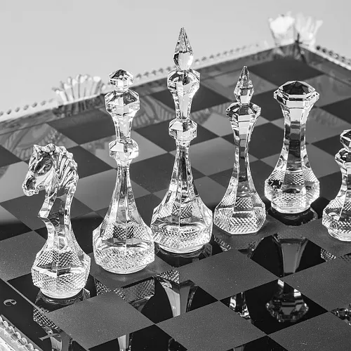 Шахматы из хрусталя "Грация"