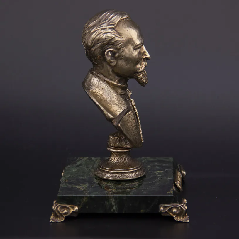 Бронзовый бюст "Феликс Дзержинский" 