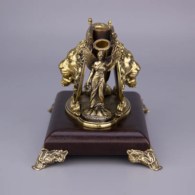 Подставка для ручек "Победитель" 