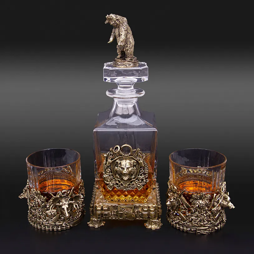 Набор для алкоголя из 2-ух бокалов и штофа "Охота"