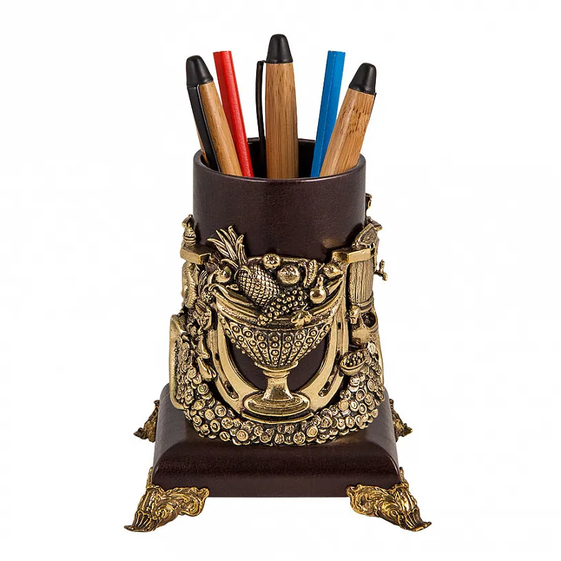 Подставка для письменных принадлежностей "Рог изобилия"