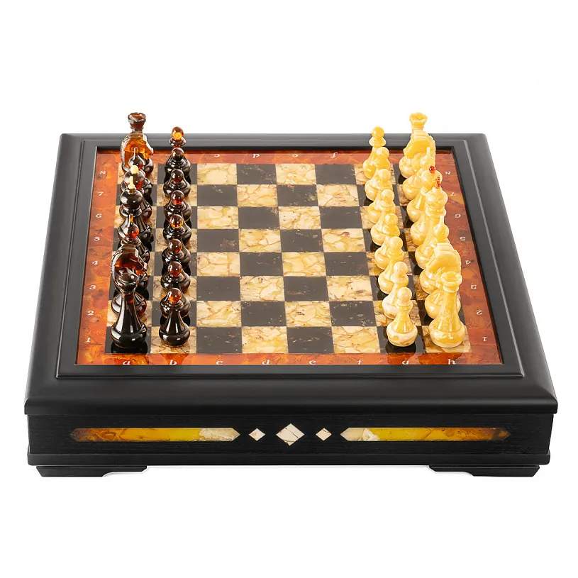 Шахматный ларец из янтаря и ясеня "Аристократ"