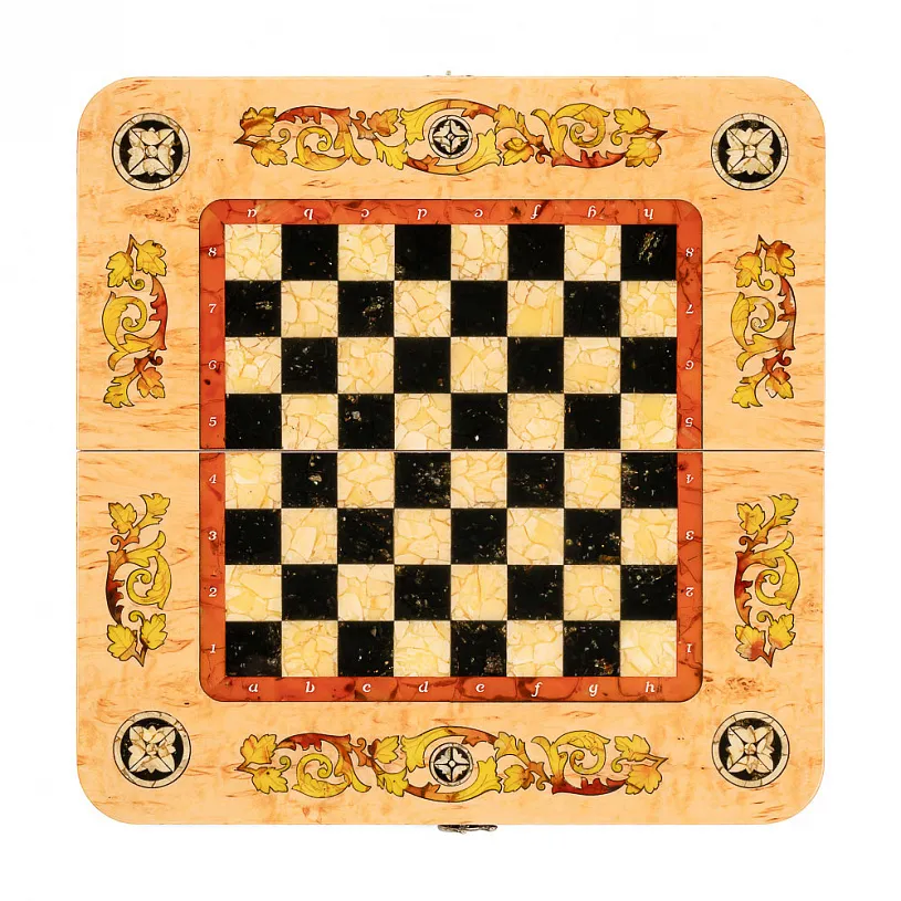 Шахматы из янтаря "Классика"