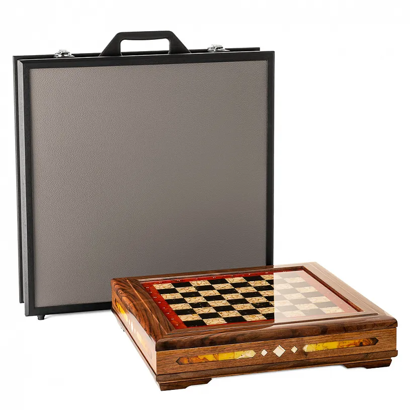 Янтарный шахматный ларец  "Аристократ"