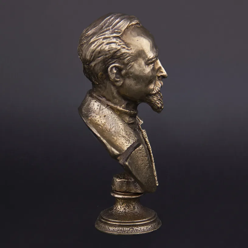 Бронзовый бюст "Железный Феликс" 