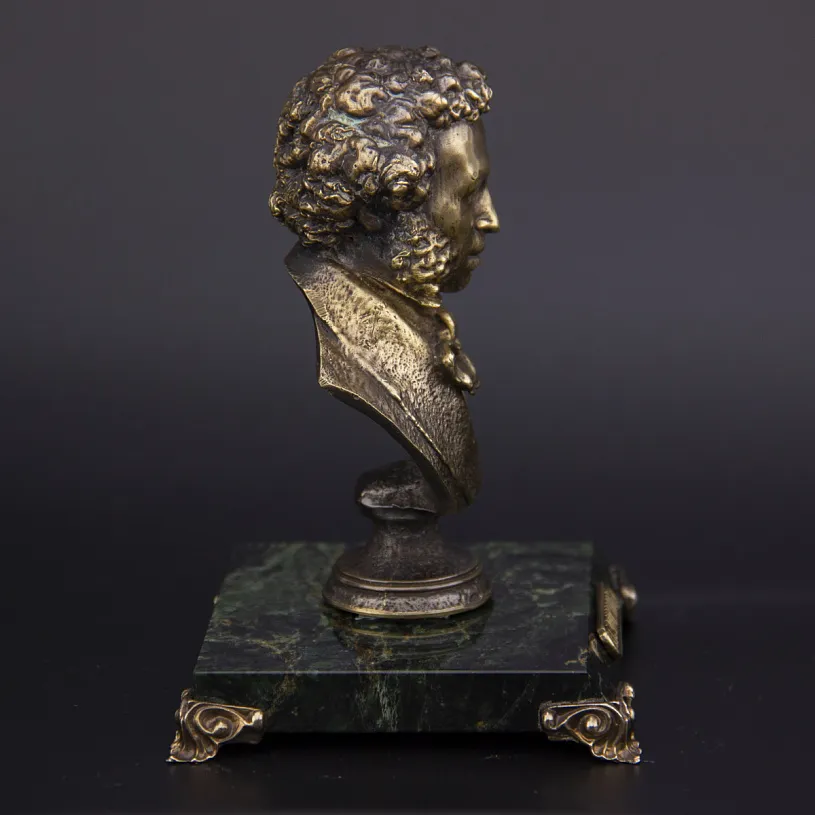 Бронзовый бюст "Пушкин А.С." 