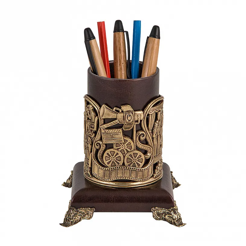 Подставка для письменных принадлежностей "Кино"