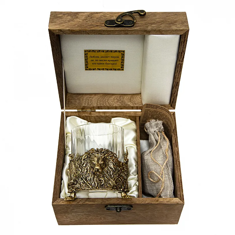 Бокал для виски "Лев" с камнями в деревянном футляре
