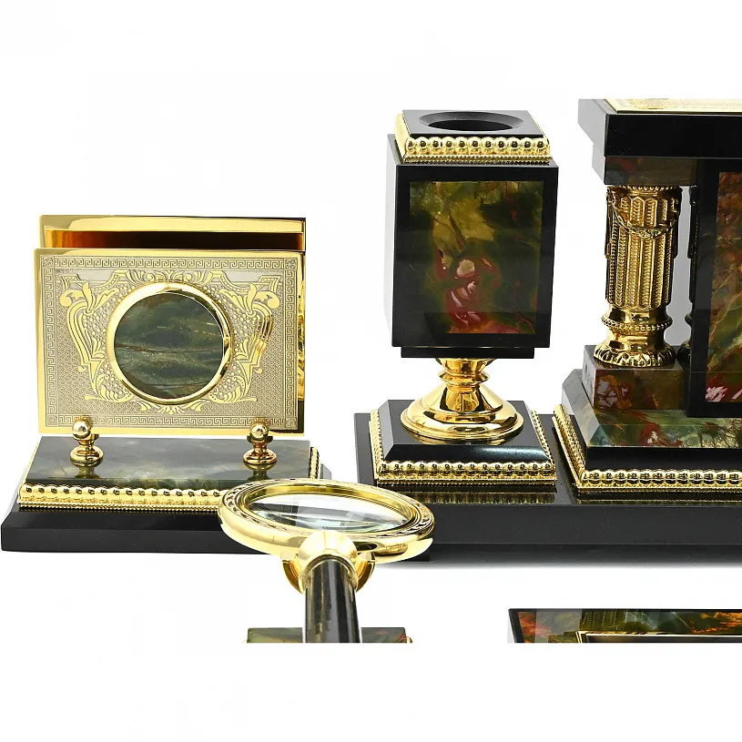 Настольный письменный набор из яшмы "Георгий победоносец" Златоуст