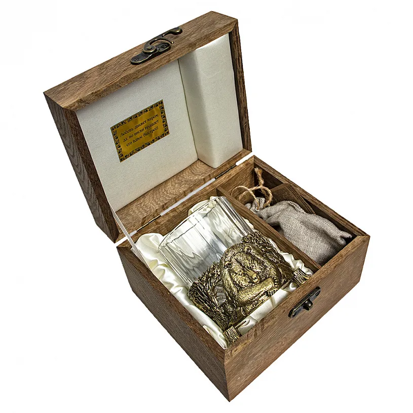 Бокал для виски "Медведь" с камнями в деревянном футляре