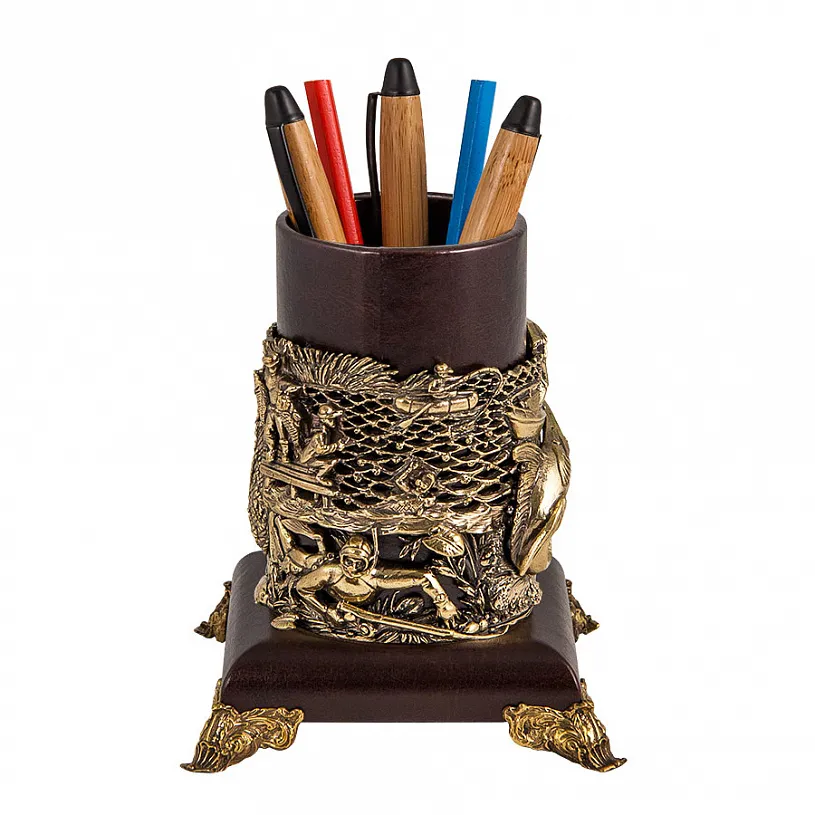 Подставка для письменных принадлежностей "Рыбак"