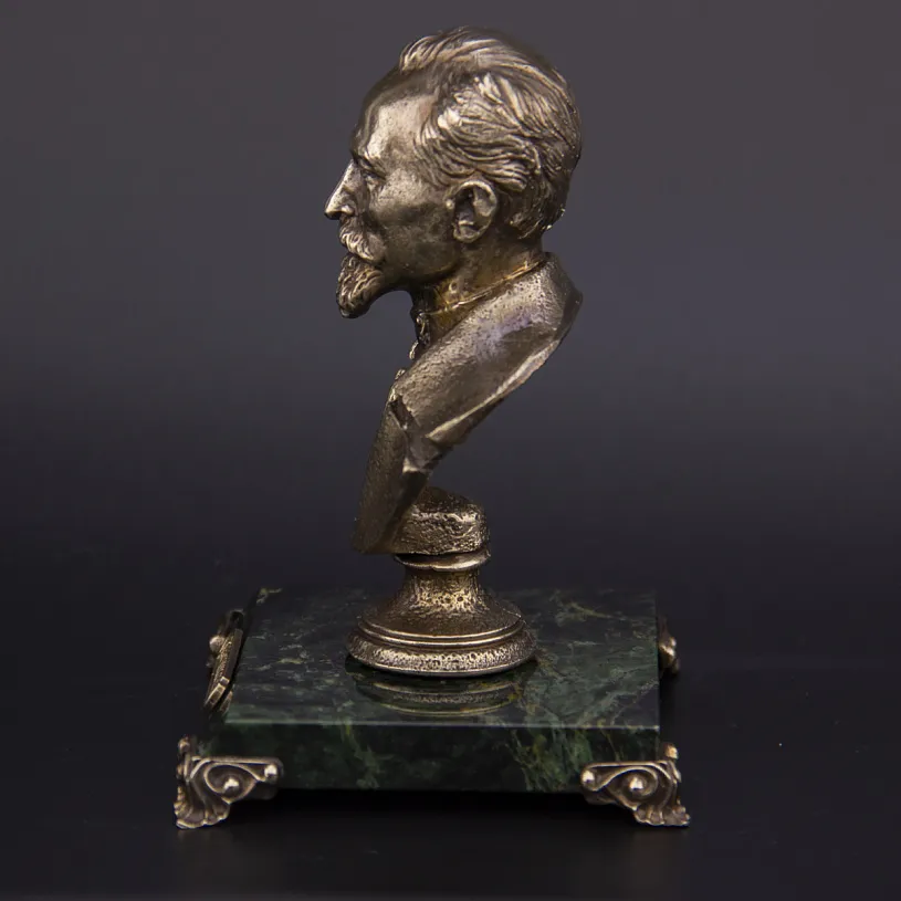 Бронзовый бюст "Феликс Дзержинский" 