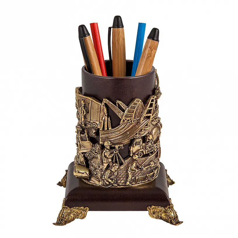 Подставка для письменных принадлежностей "Строители"