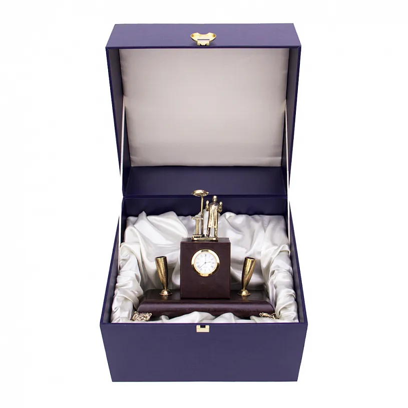 Держатель для письменных принадлежностей с часами "Хирург"