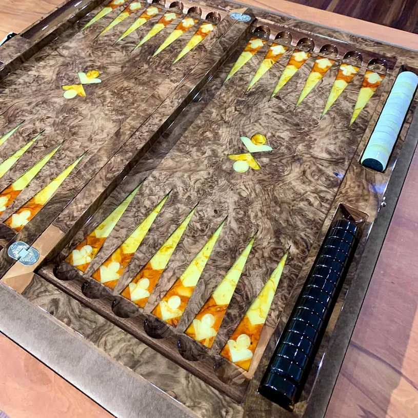 Нарды из янтаря "Самурай"