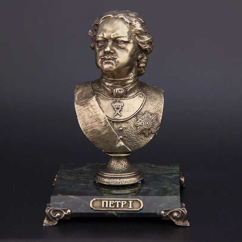 Бронзовый бюст "Петр I" 