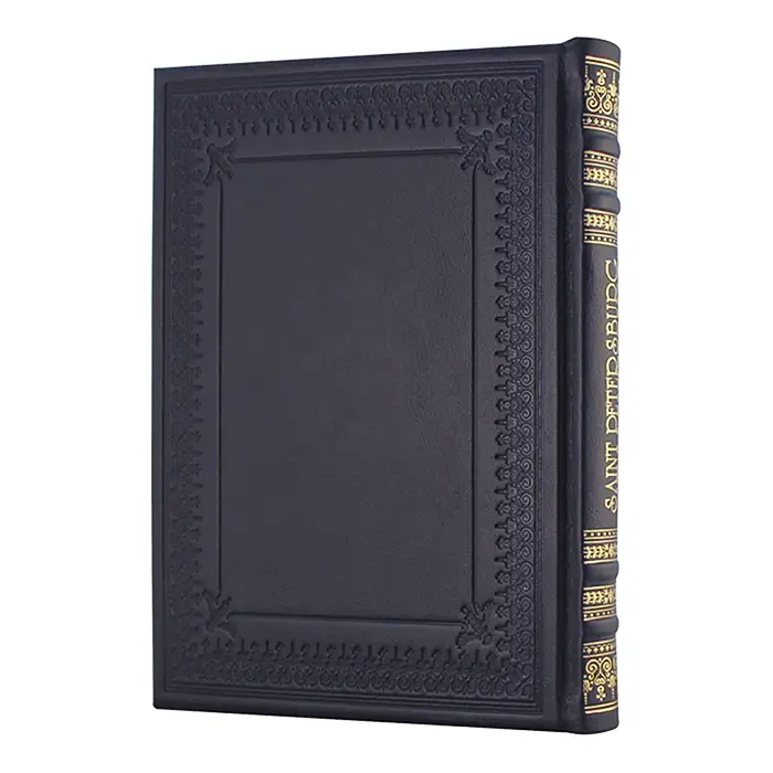 Книга в кожаном переплете "Санкт-Петербург" на английском языке